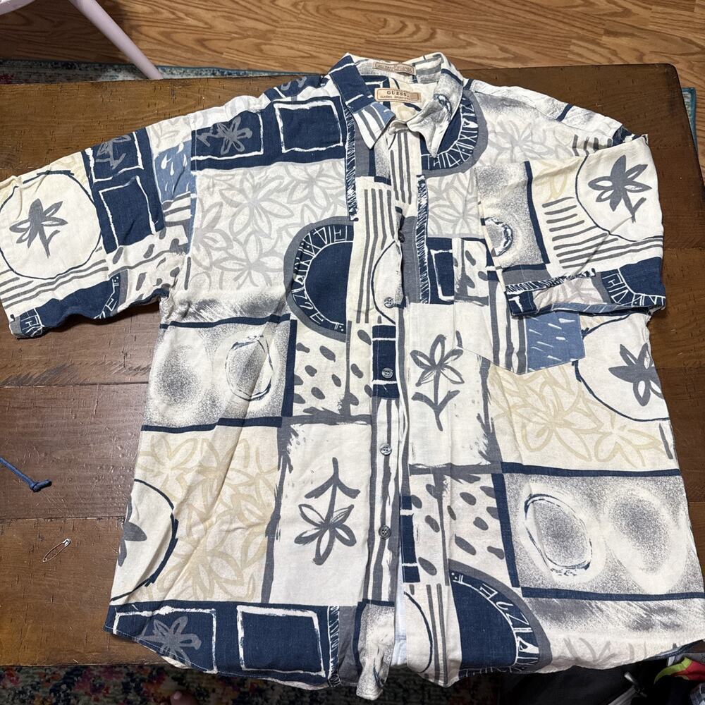 Vintage Guess Classic Sportswear Men's Casual Button-Down Shirt 1990's- M
